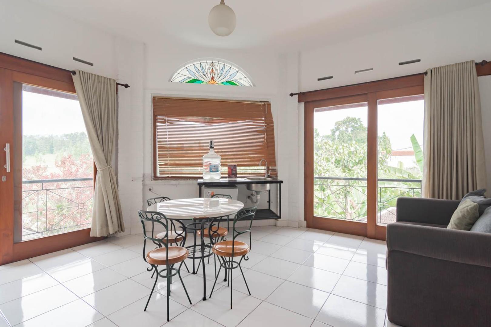 RedDoorz Plus near Dago Pakar Bandung Zewnętrze zdjęcie