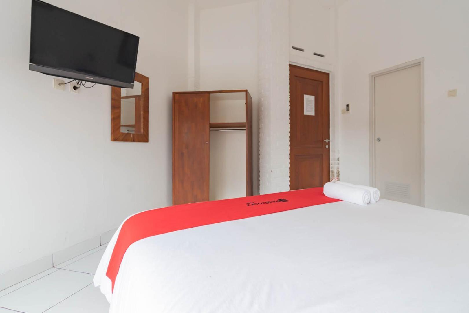 RedDoorz Plus near Dago Pakar Bandung Zewnętrze zdjęcie