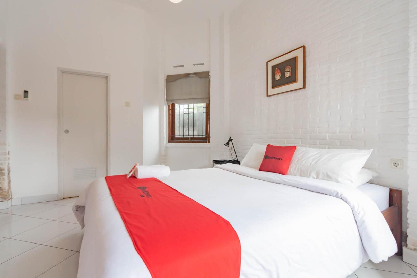 RedDoorz Plus near Dago Pakar Bandung Zewnętrze zdjęcie